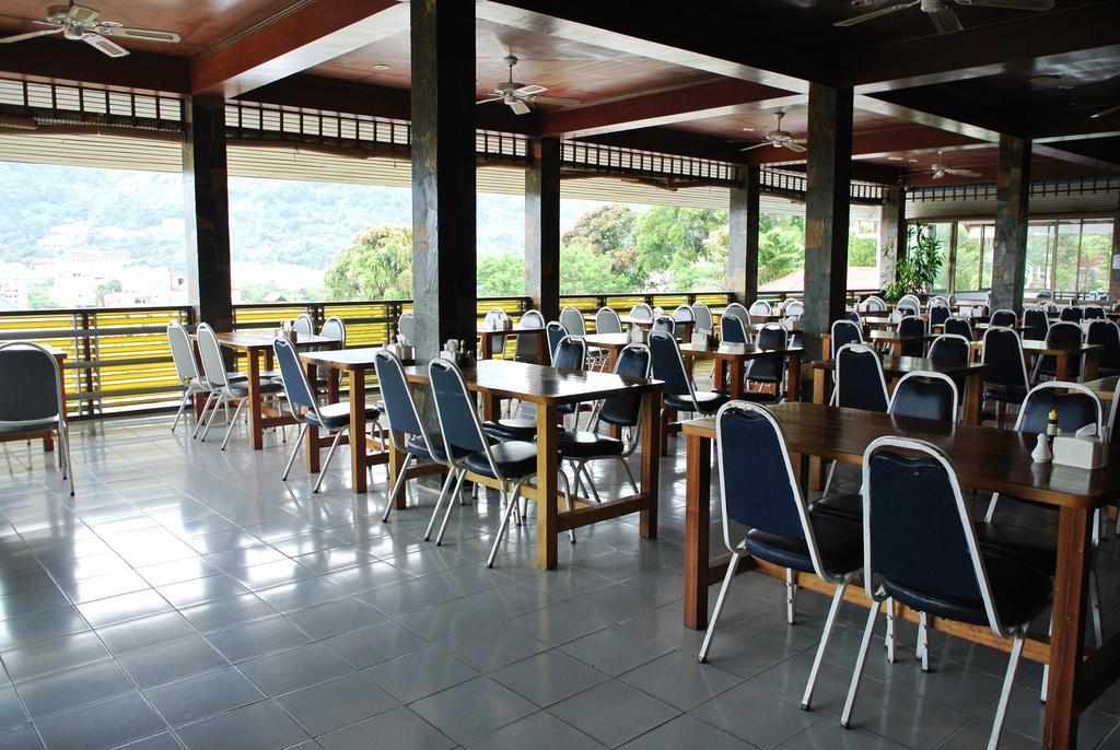 Royal Crown Hotel & Palm Spa Resort Patong Exterior photo